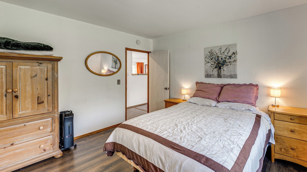 Photo of Bedroom in Oak Harbor