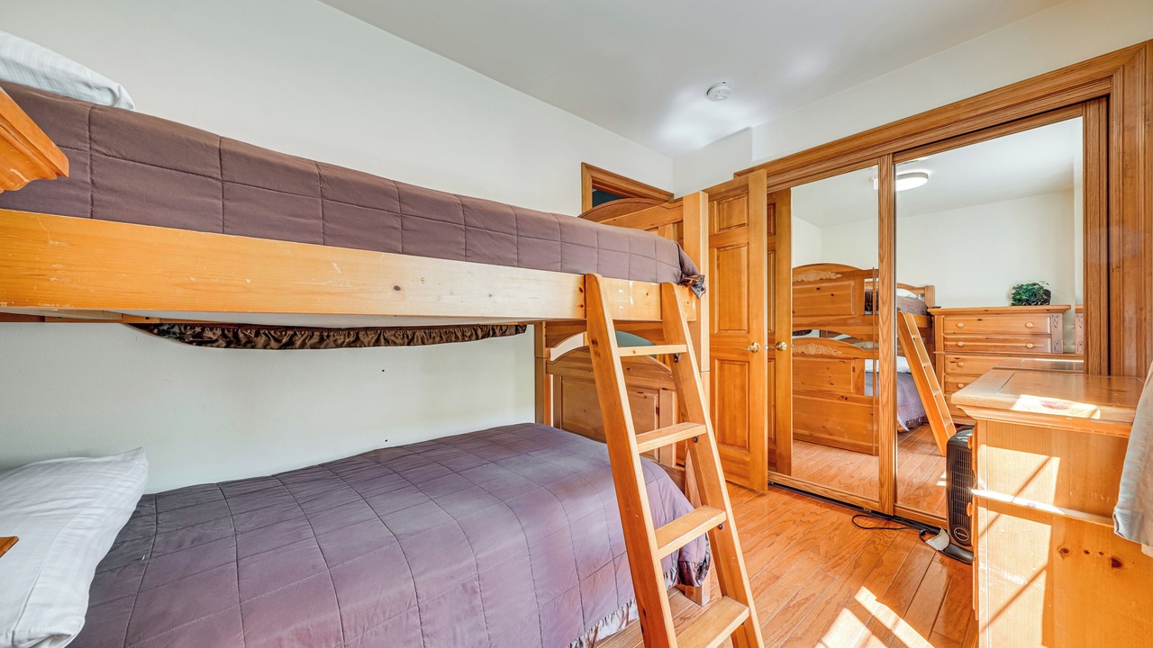 Photo of Bedroom in Hyak