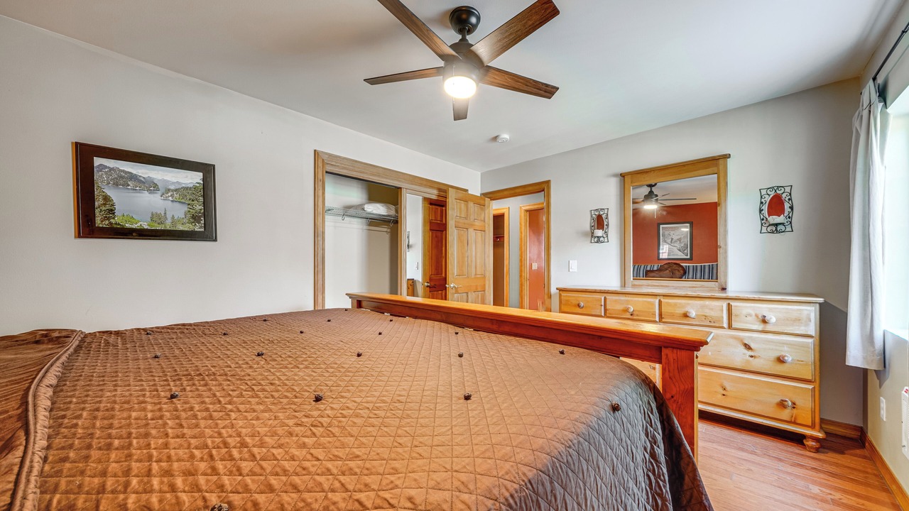 Photo of Bedroom in Hyak