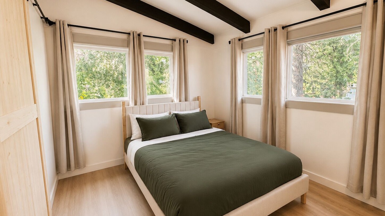 Photo of Bedroom in Eagle Point