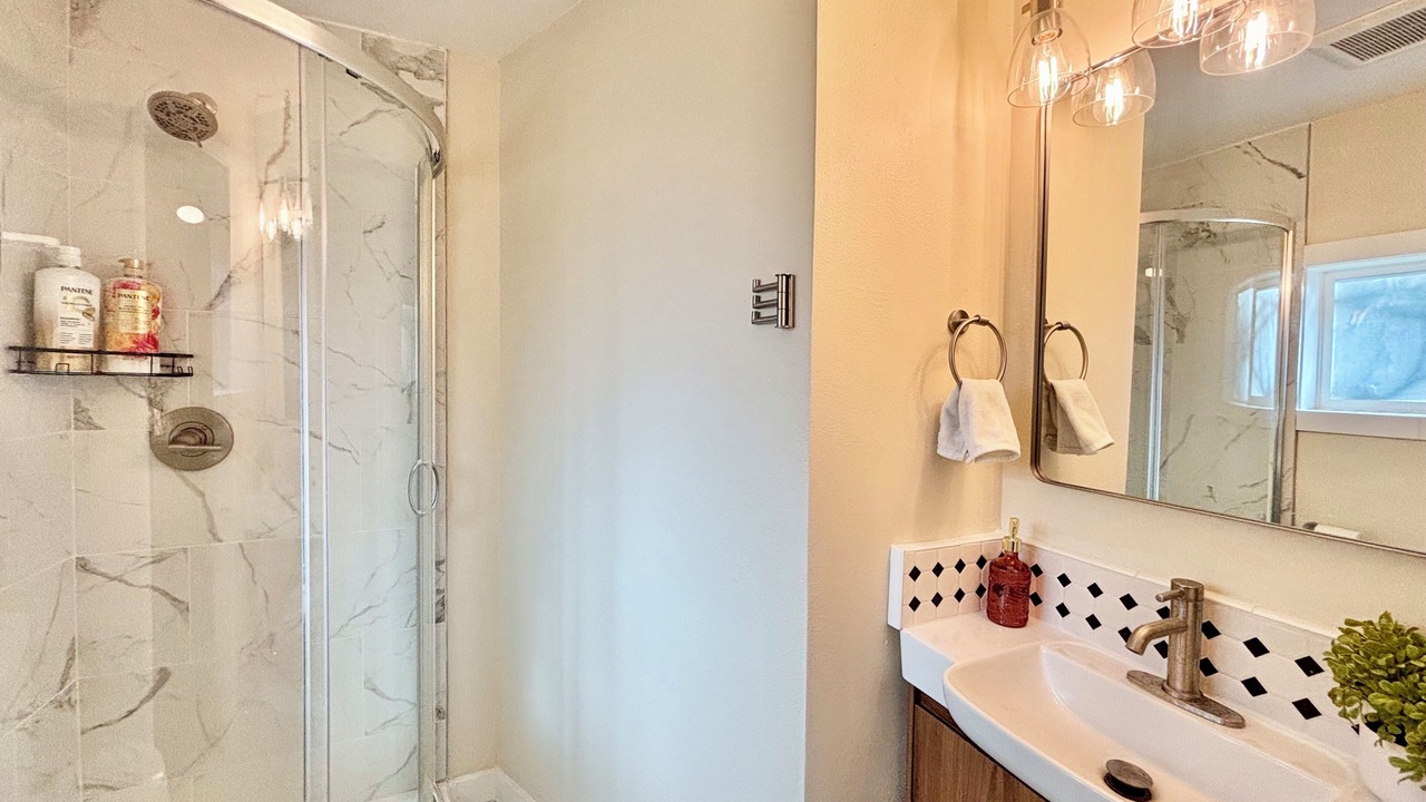 Photo of Bathroom in Paradise Estates
