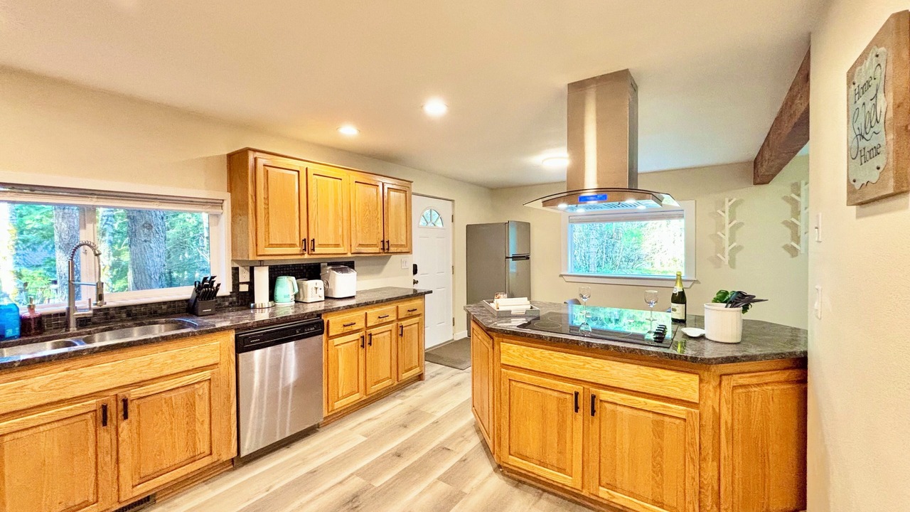Photo of Kitchen in Paradise Estates