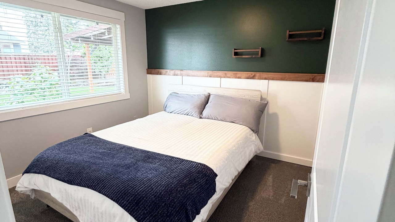 Photo of Bedroom in Aloha