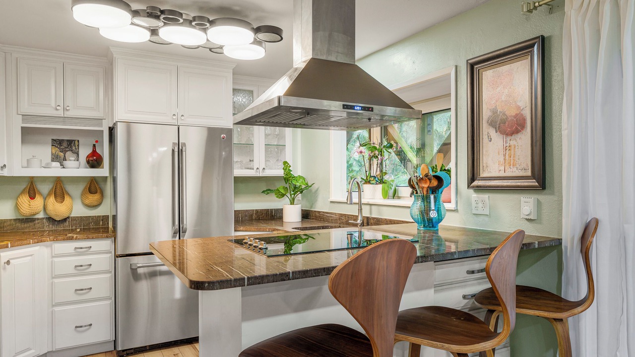 Photo of Kitchen in Shoreline