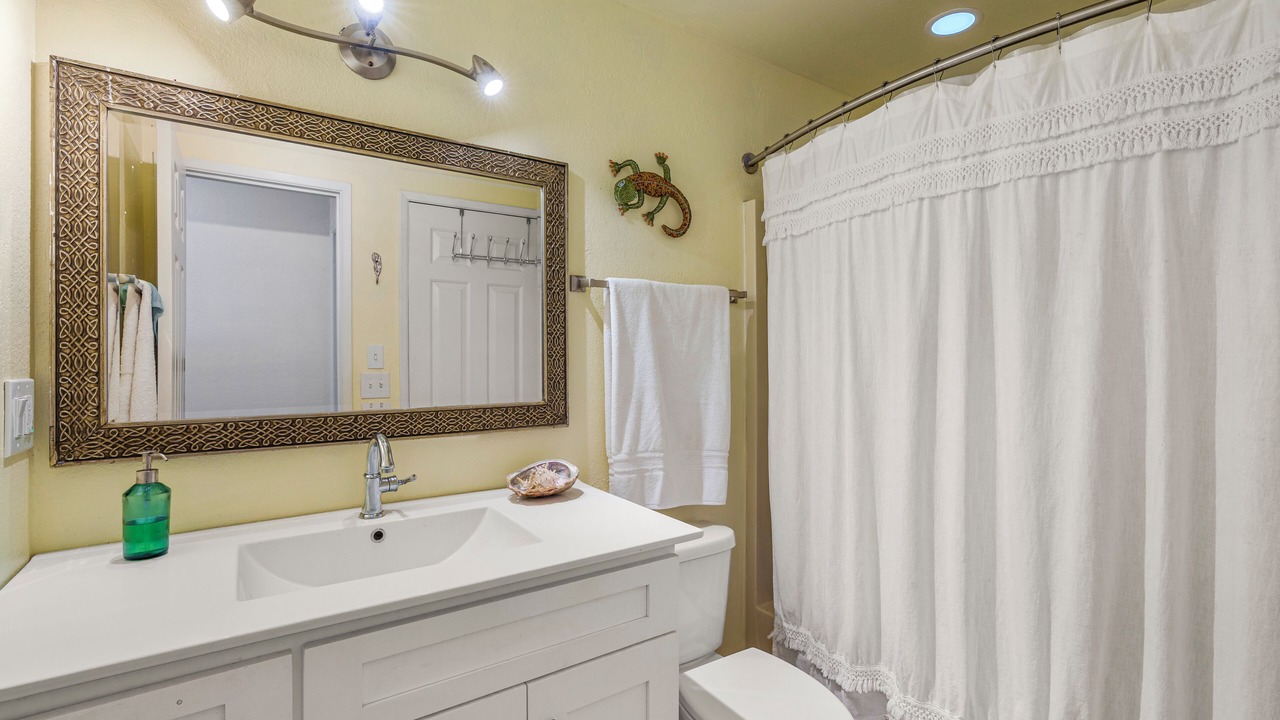 Photo of Bathroom in Shoreline