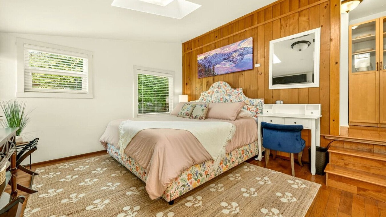 Photo of Bedroom in Historic Railroad District