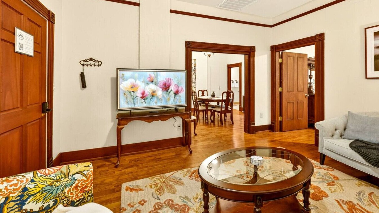 Photo of Livingroom in Historic Railroad District
