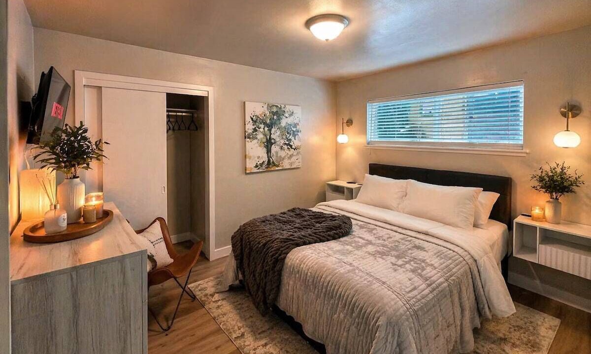 Photo of Bedroom in South Beacon Hill