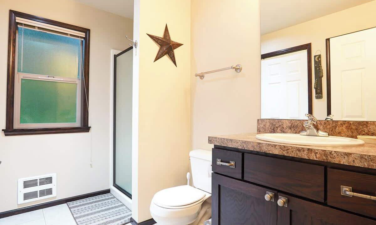Photo of Bathroom in Warnick