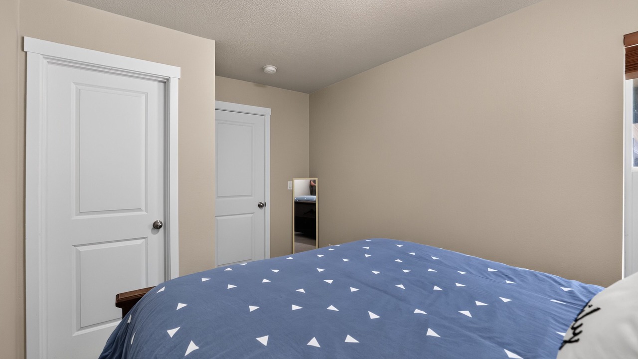 Photo of Bedroom in Happy Valley