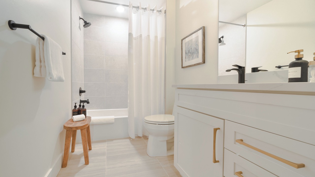 Photo of Bathroom in Kennydale