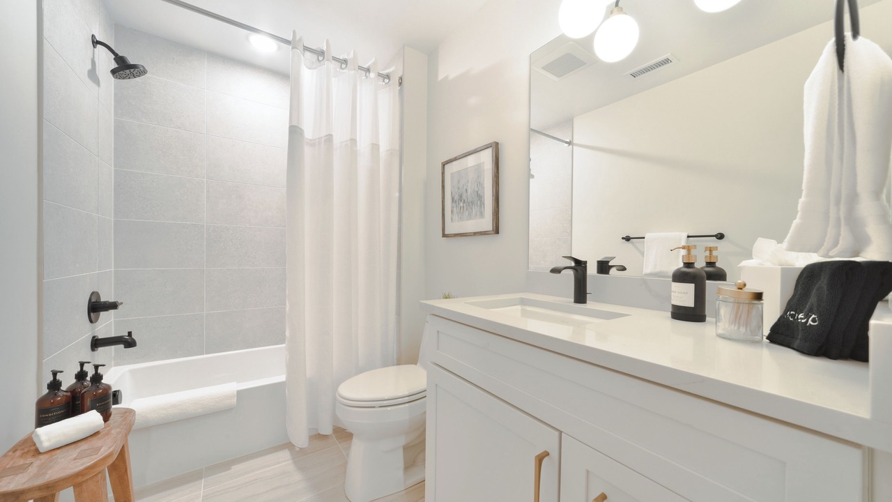 Photo of Bathroom in Kennydale