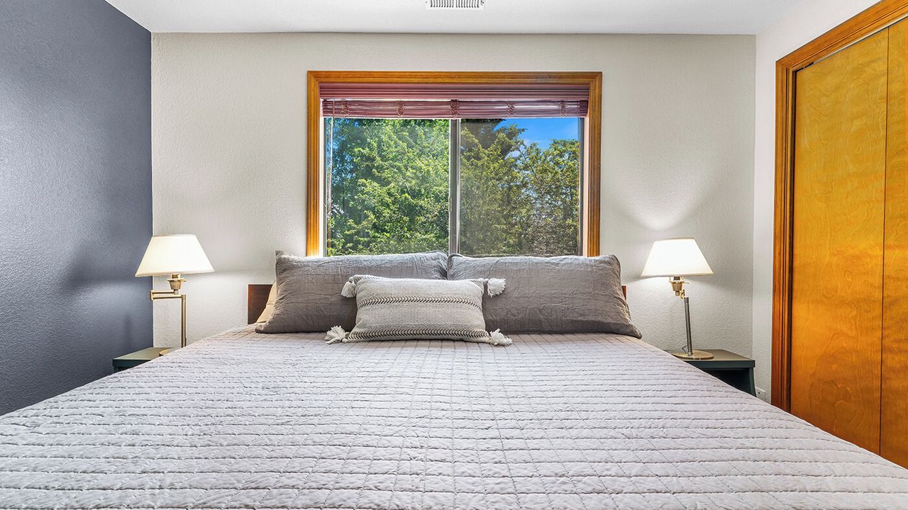 Photo of Bedroom in Bethany