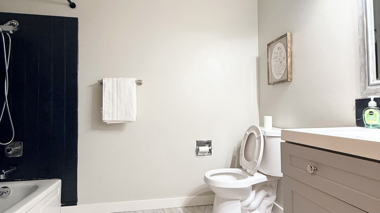 Photo of Bathroom in Viewpoint
