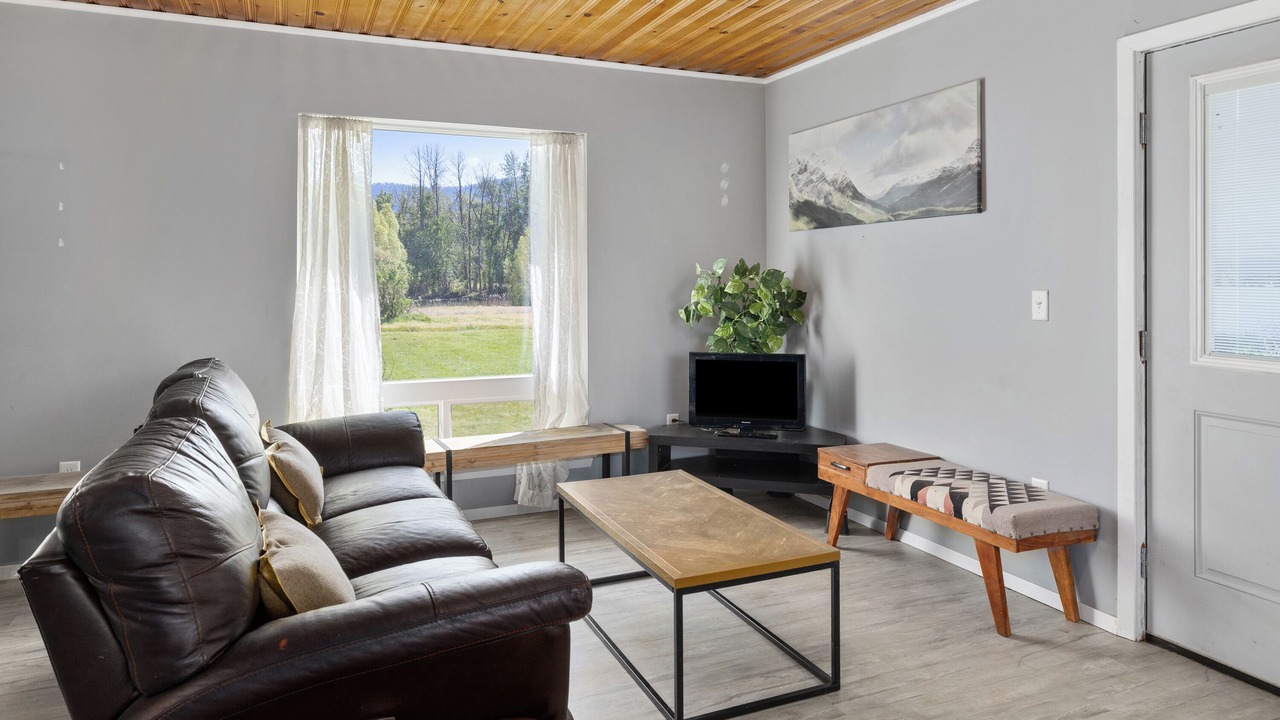 Photo of Livingroom in Cle Elum