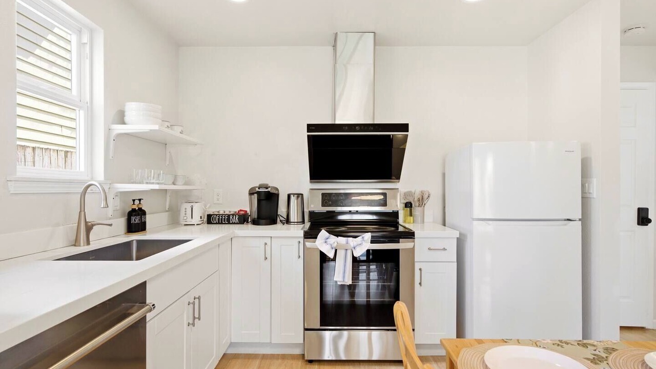 Photo of Kitchen in Maple Leaf