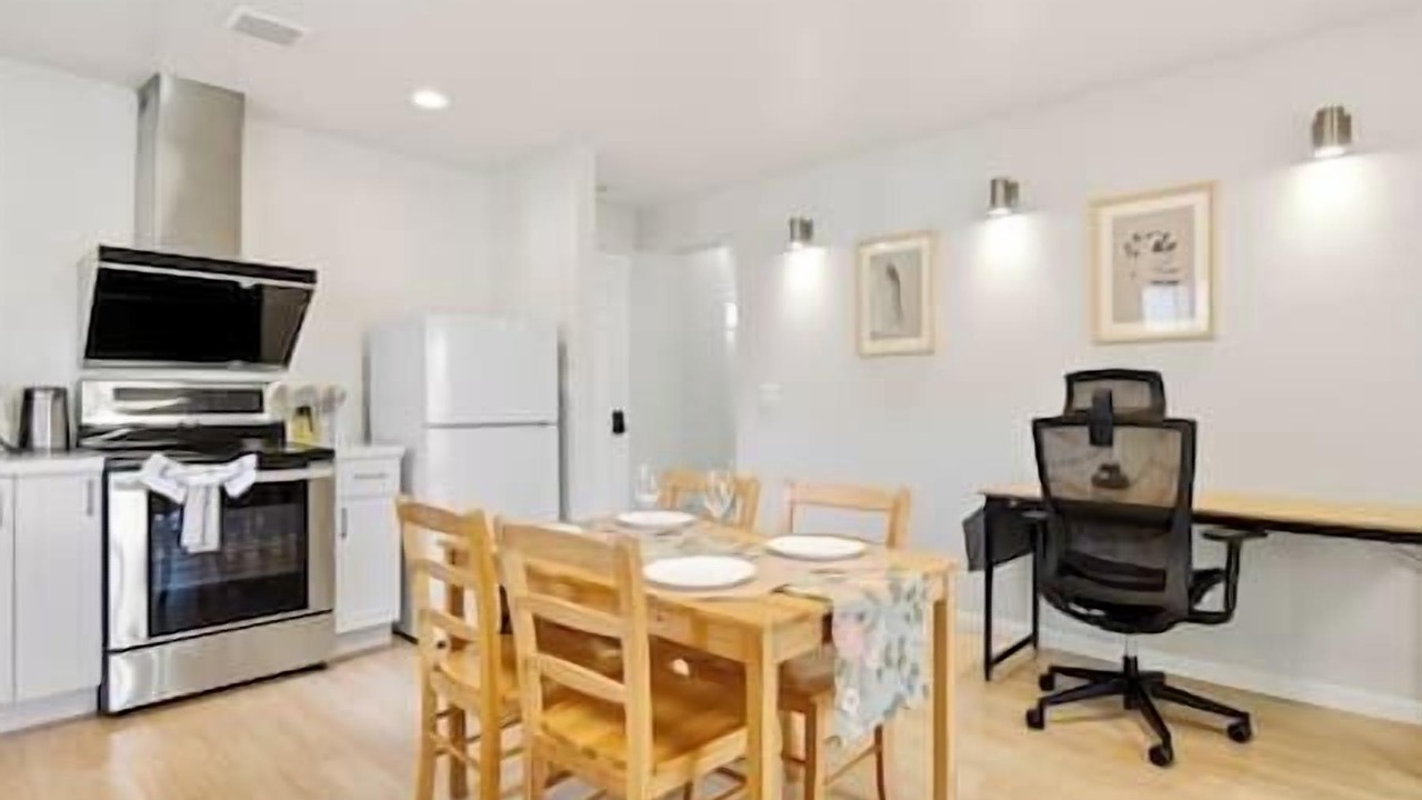 Photo of Kitchen in Maple Leaf