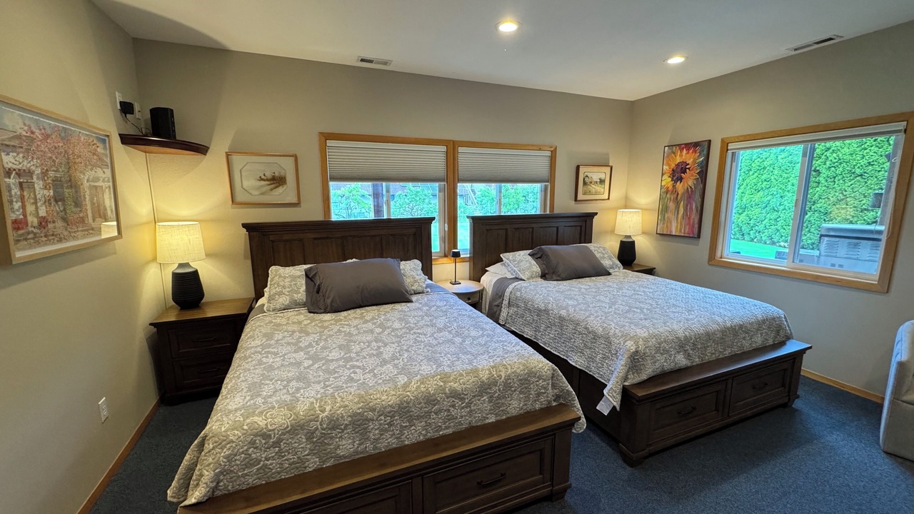 Photo of Bedroom in Sunland Estates