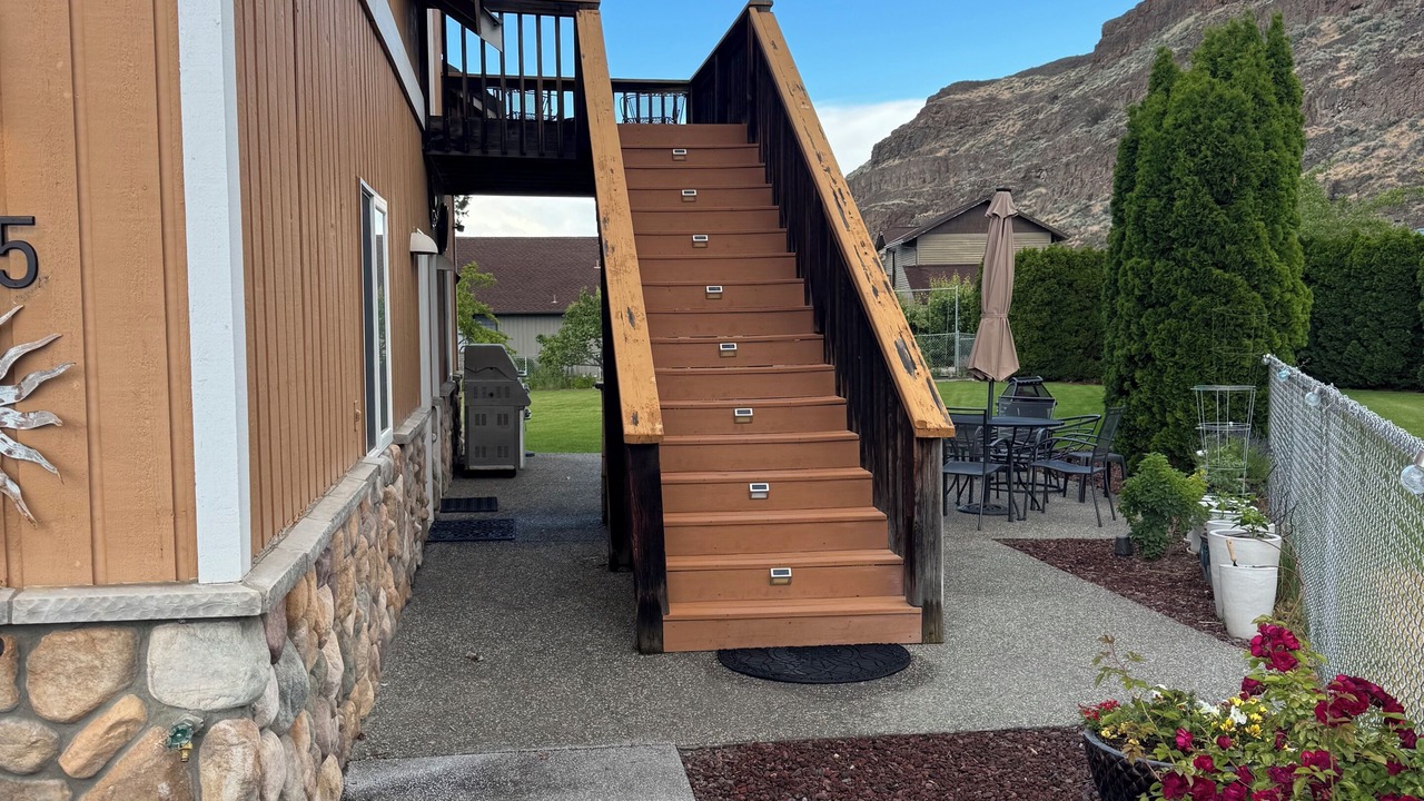 Photo of Patio Balcony in Sunland Estates