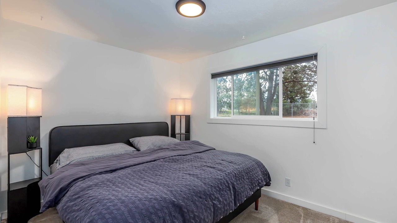 Photo of Bedroom in Larkspur