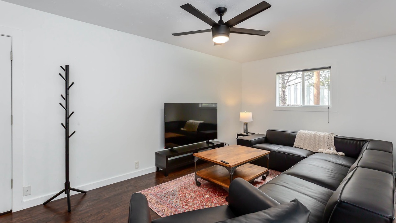 Photo of Livingroom in Larkspur