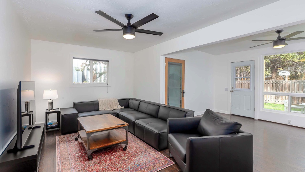 Photo of Livingroom in Larkspur