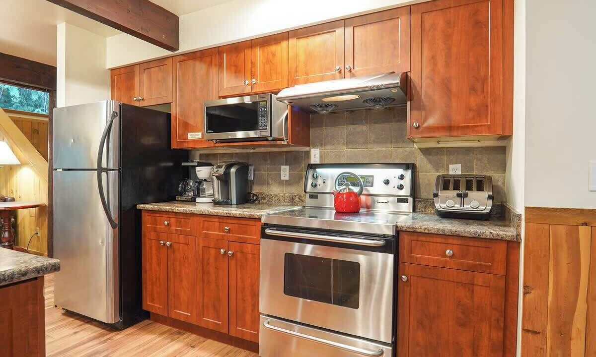 Photo of Kitchen in Glacier