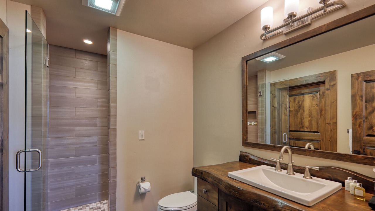 Photo of Bathroom in Spanish Peaks