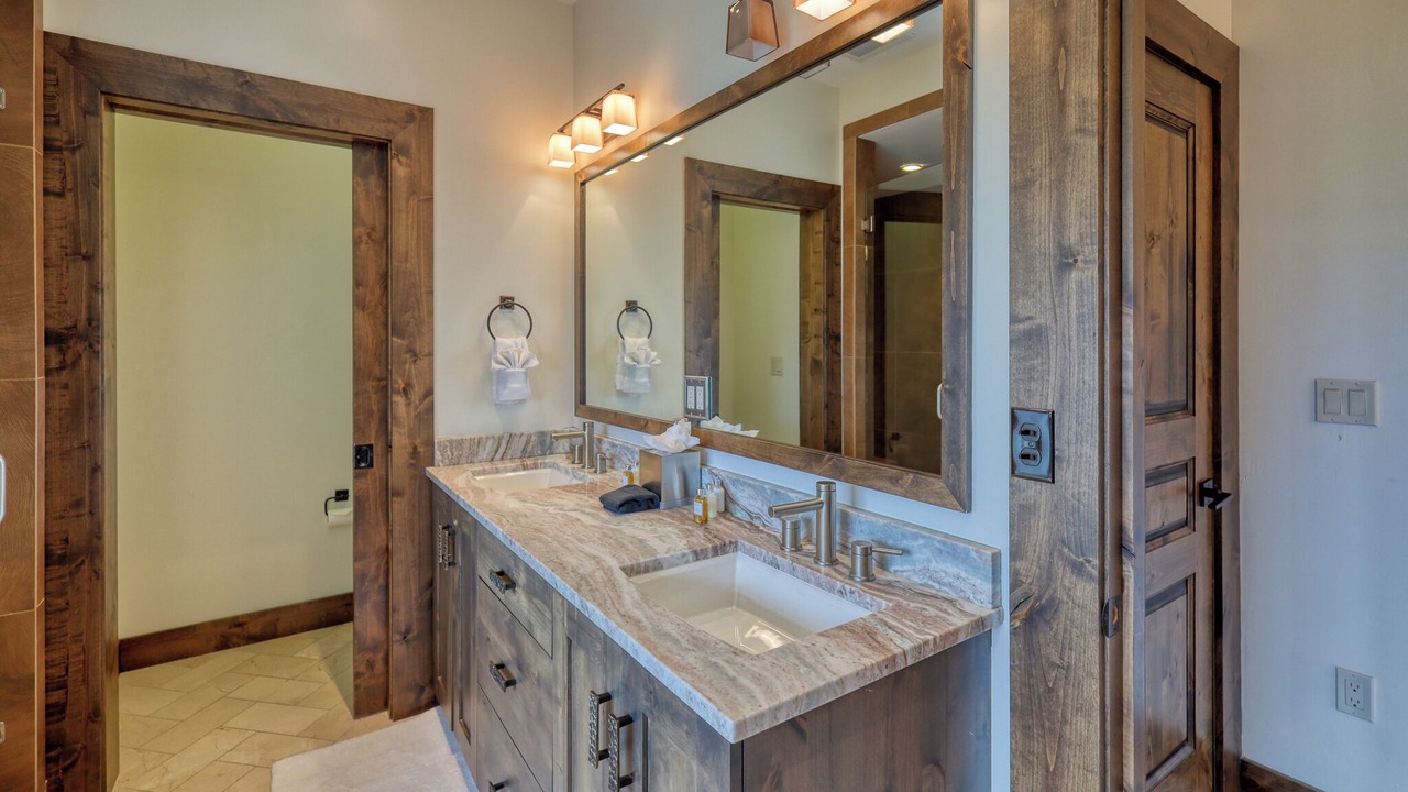 Photo of Bathroom in Spanish Peaks