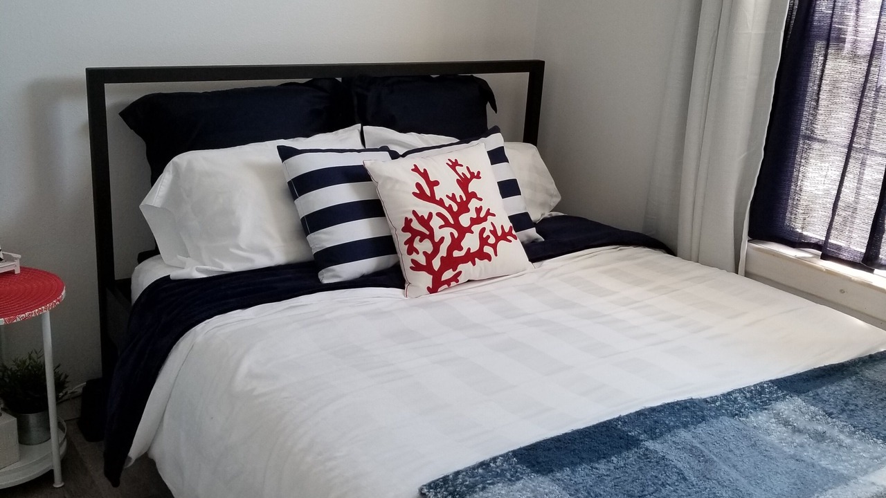 Photo of Bedroom in Birch Bay