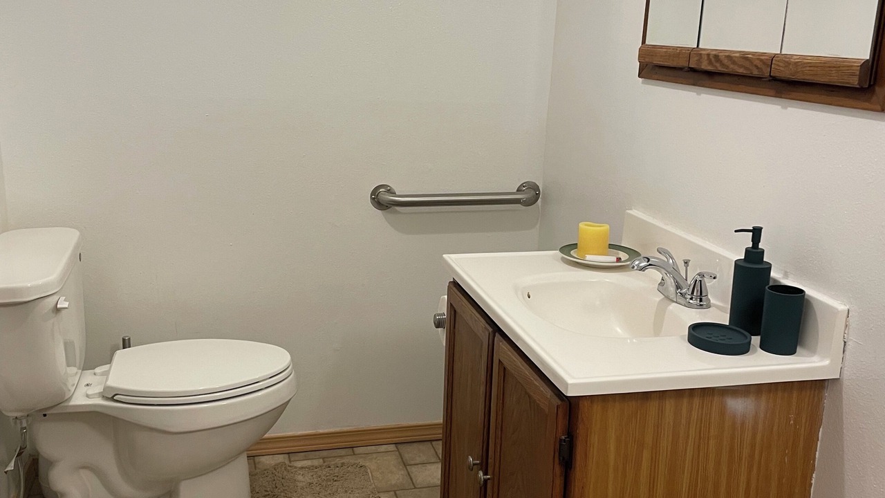 Photo of Bathroom in Mossyrock