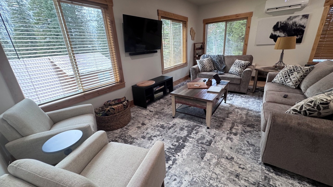 Photo of Livingroom in Joseph