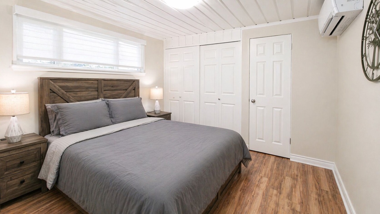 Photo of Bedroom in Alki