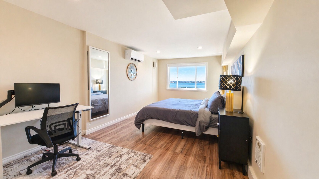 Photo of Bedroom in Alki