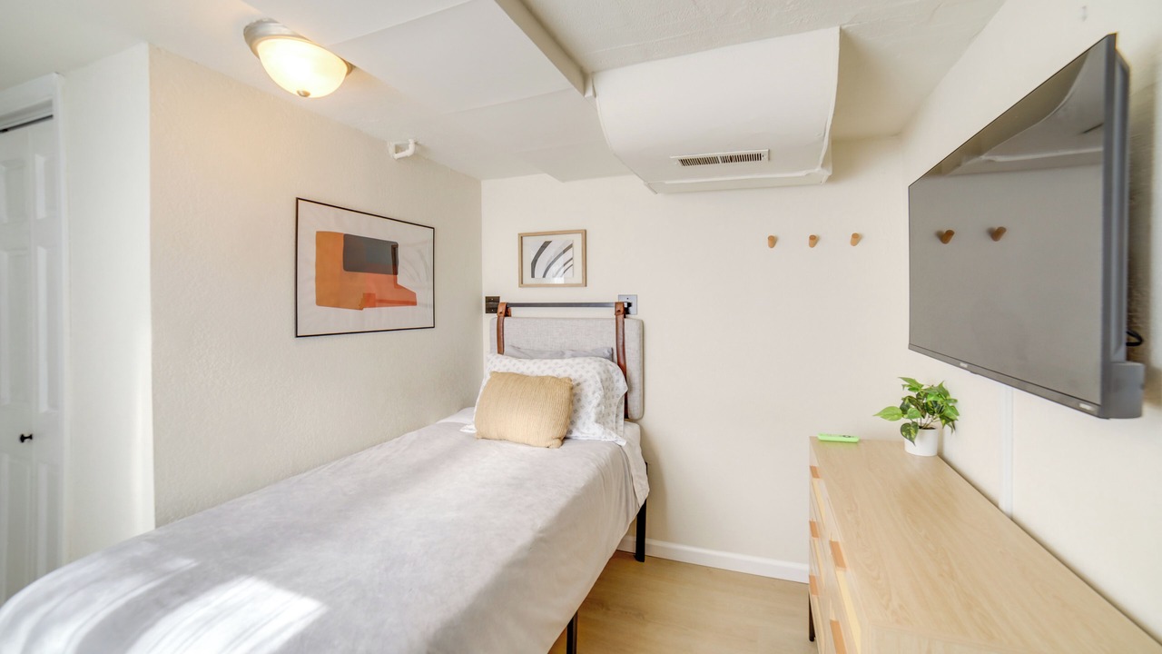 Photo of Bedroom in Caldwell