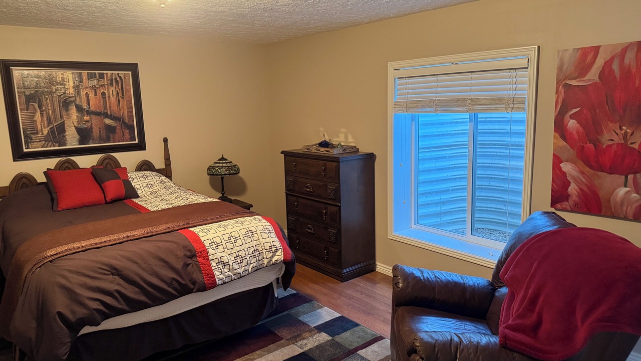 Photo of Bedroom in Custer County