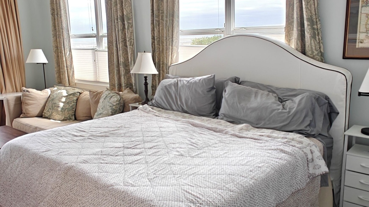 Photo of Bedroom in Point Roberts