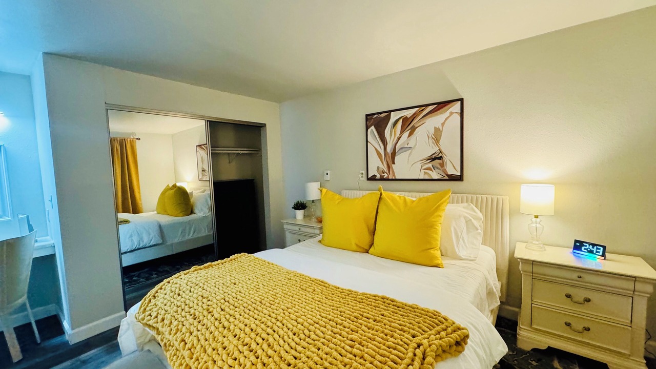 Photo of Bedroom in Tukwila