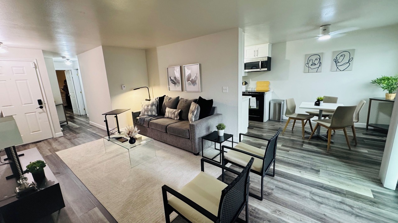 Photo of Livingroom in Tukwila