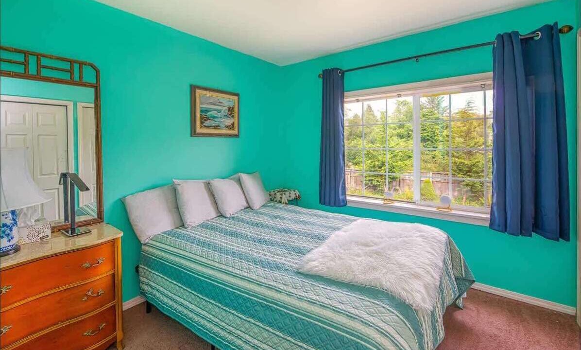 Photo of Bedroom in Grayland