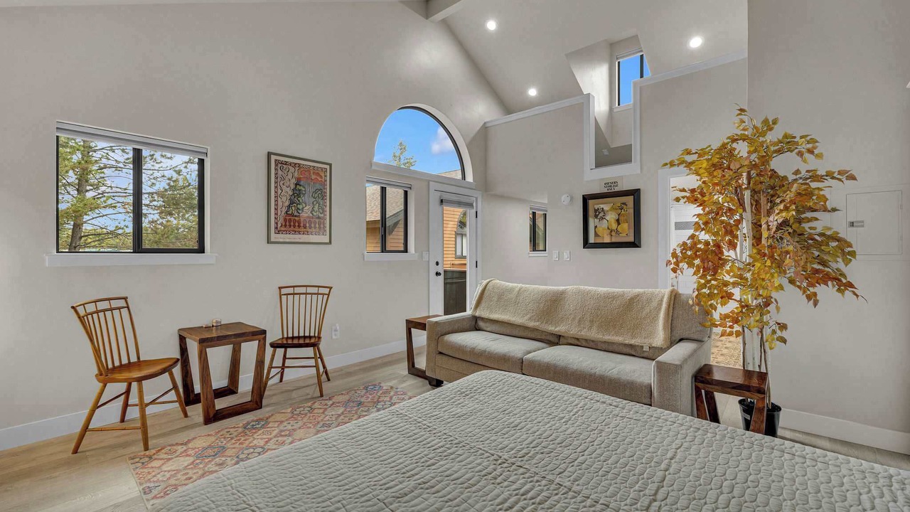 Photo of Bedroom in Sunriver