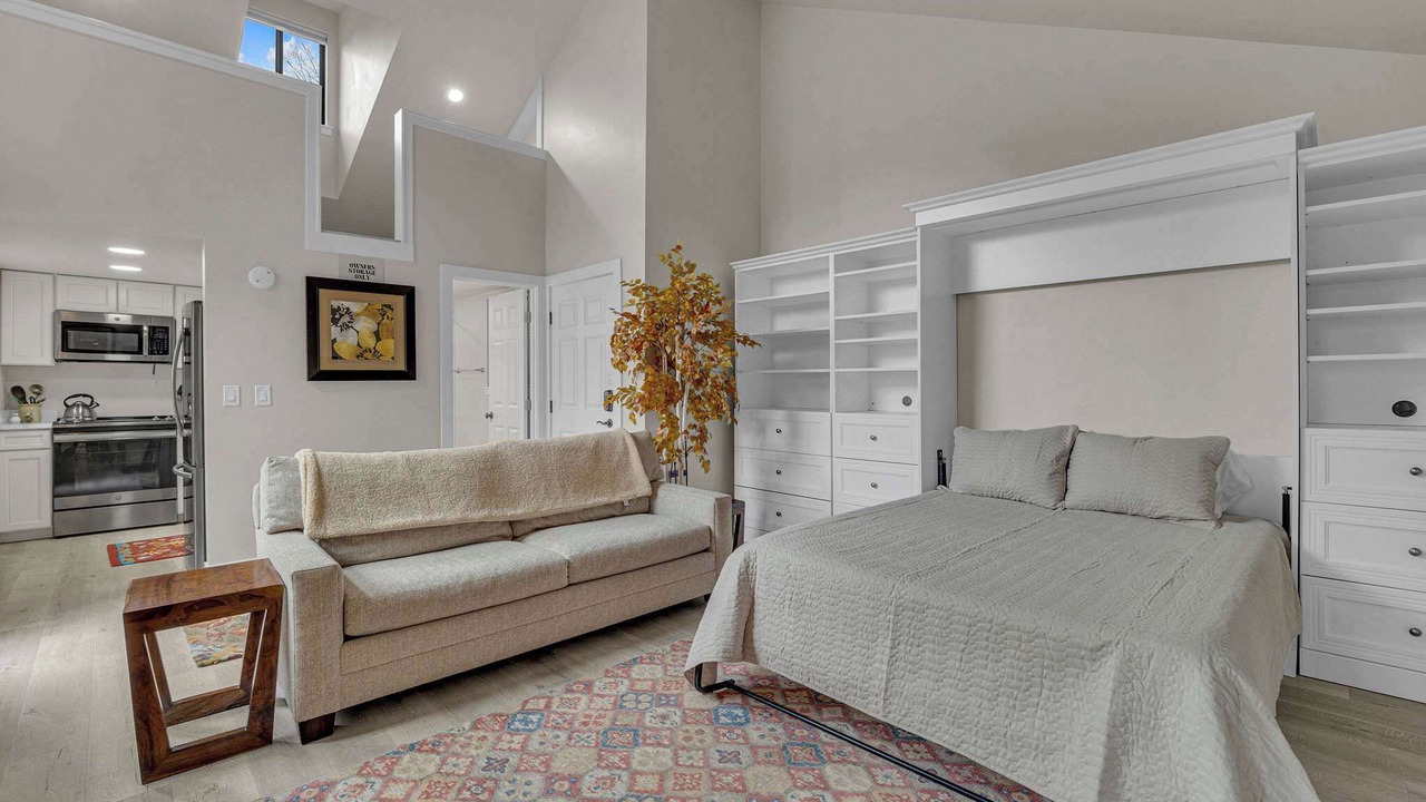 Photo of Bedroom in Sunriver