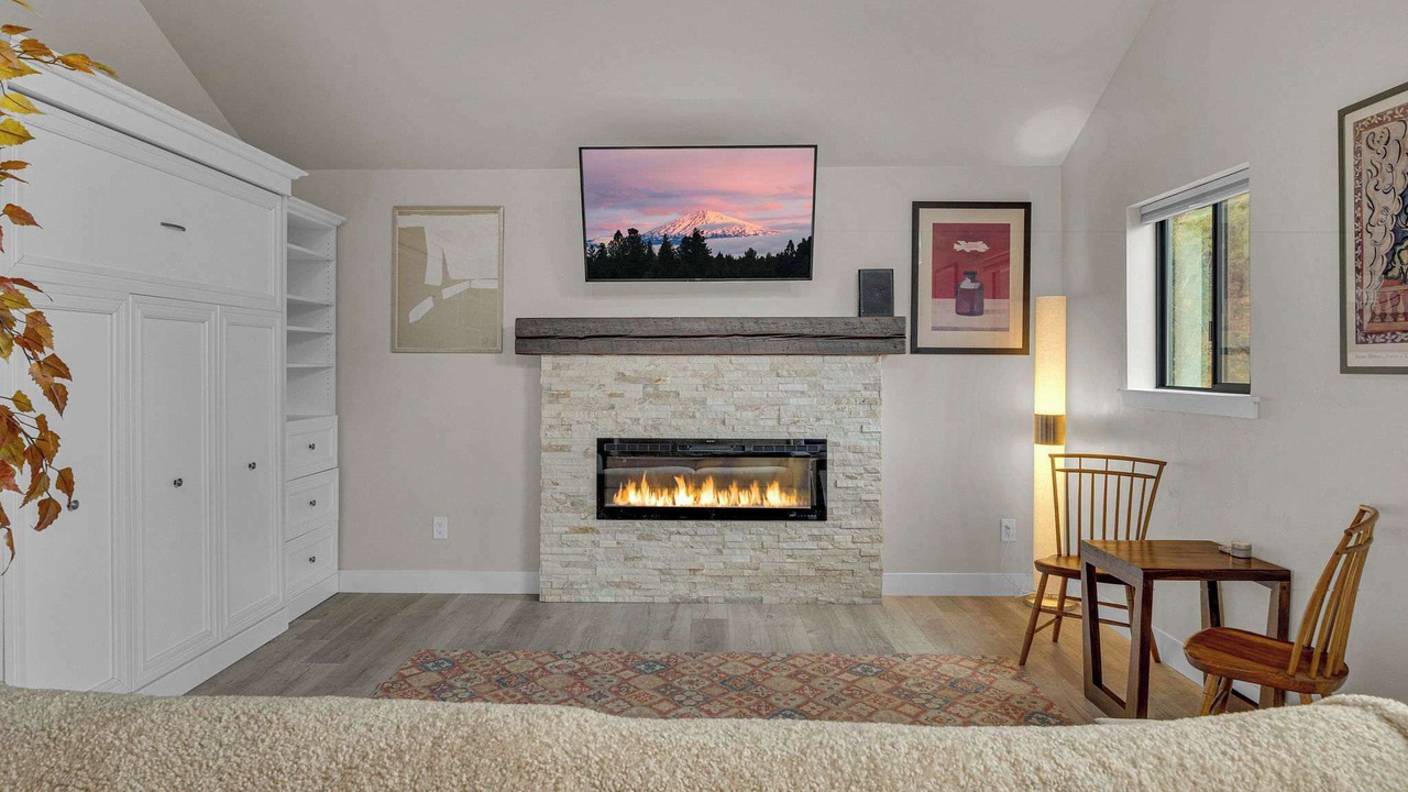 Photo of Bedroom in Sunriver