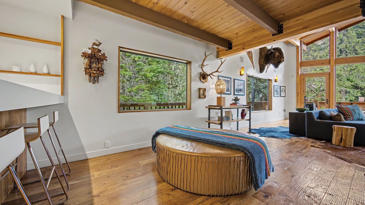 Photo of Livingroom in Government Camp