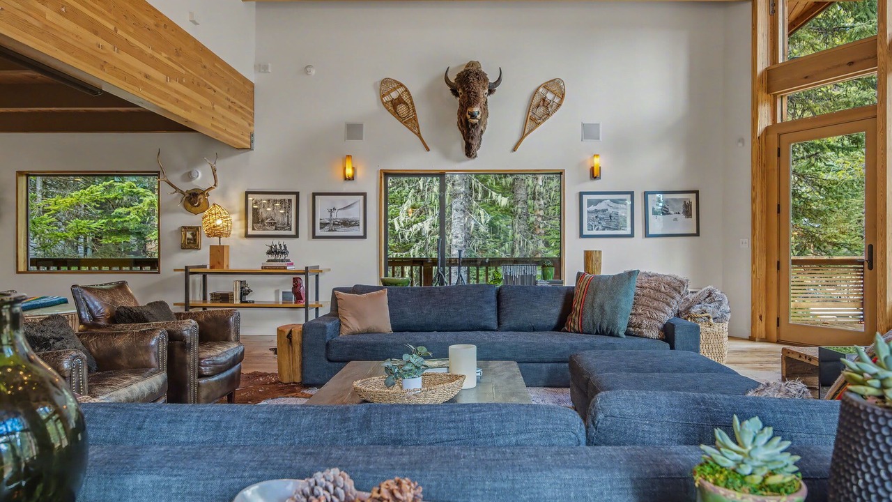 Photo of Livingroom in Government Camp