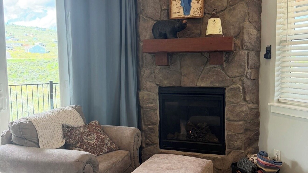 Photo of Livingroom in Sweetwater
