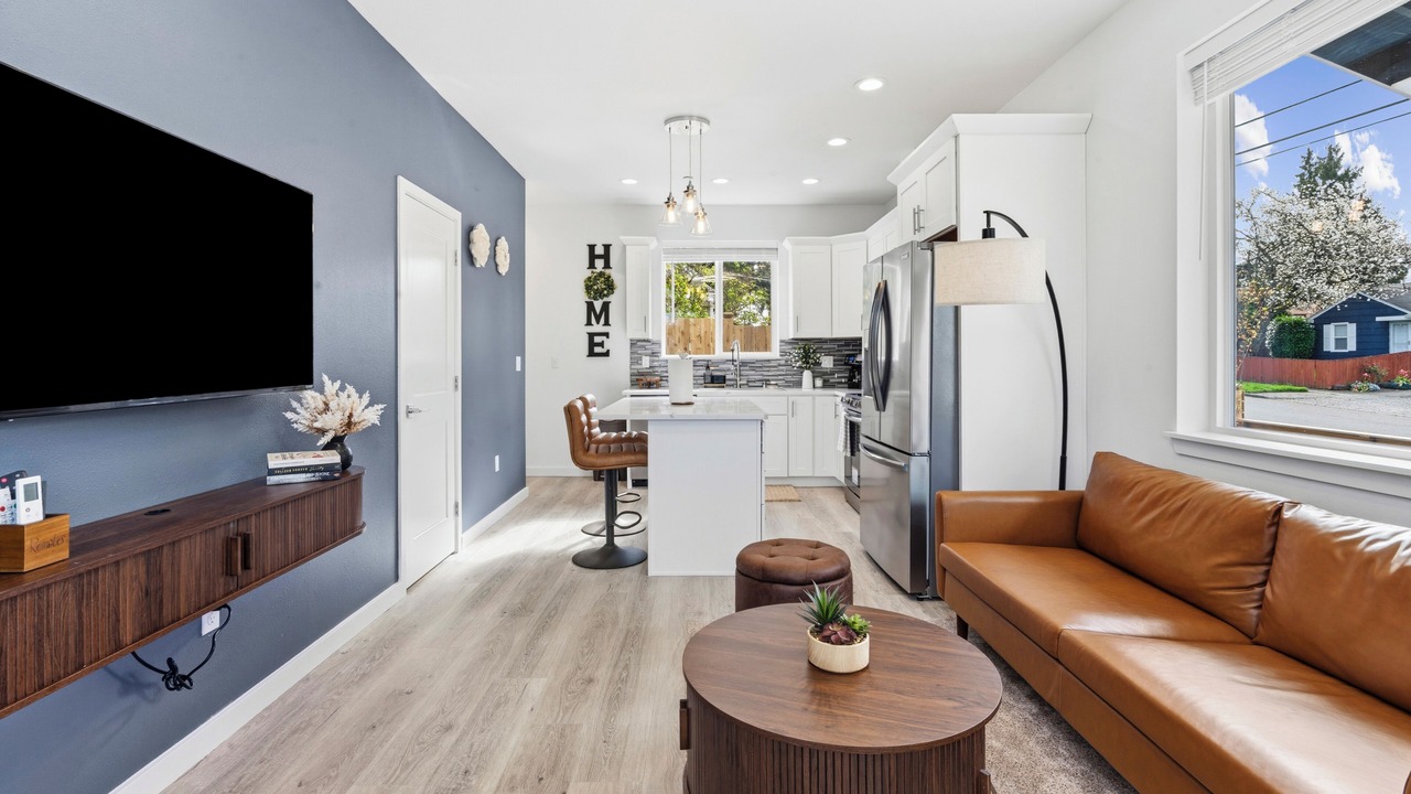 Photo of Livingroom in Burien