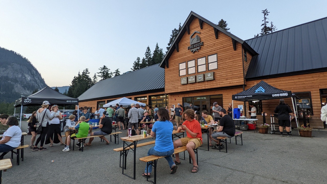 Photo of Outdoor in Snoqualmie Pass