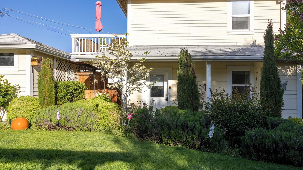 Photo of Outdoor in Siskiyou-Hargadine Historic District