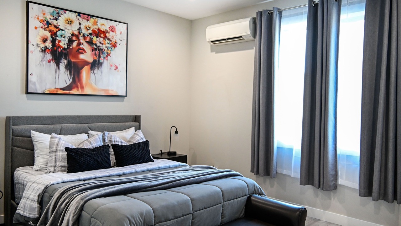 Photo of Bedroom in Ferndale